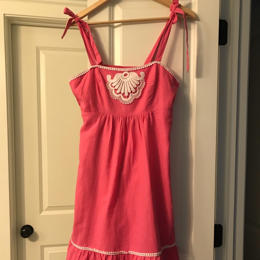 Hot pink lily dress EUC
